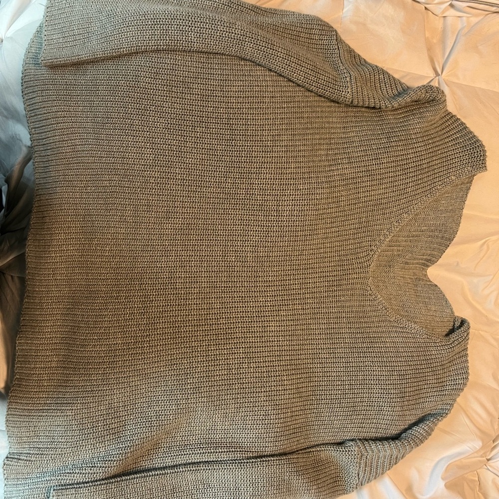 Women's Gray Sweater